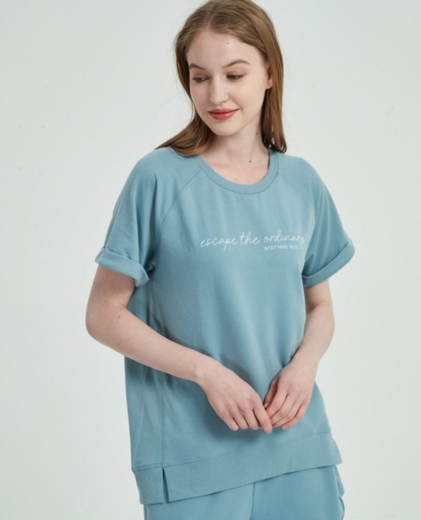Blue short-sleeve knit top from the Jiajia catalogue